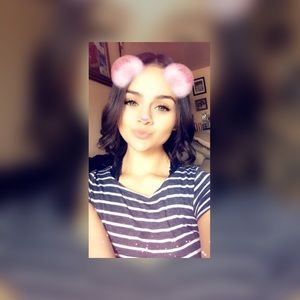 Meet your Posher, Noemi